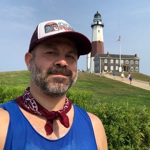 Meet your Posher, Nicholas